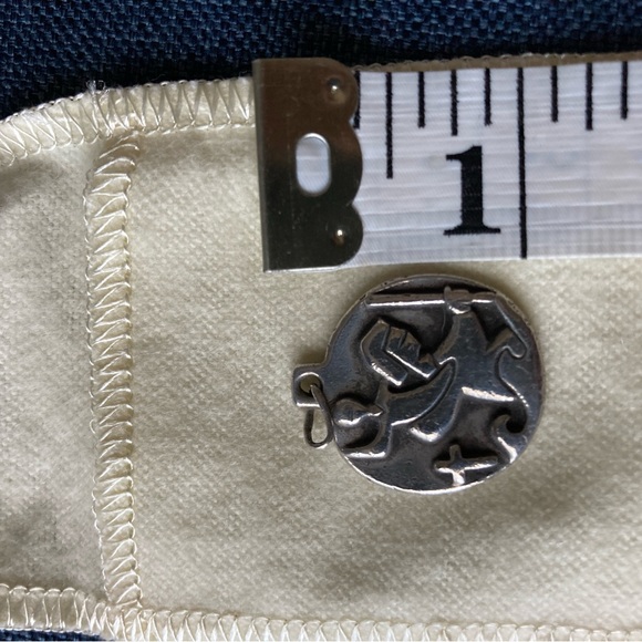 James Avery Vintage Sterling Silver St Christopher Charm - Picture 3 of 5